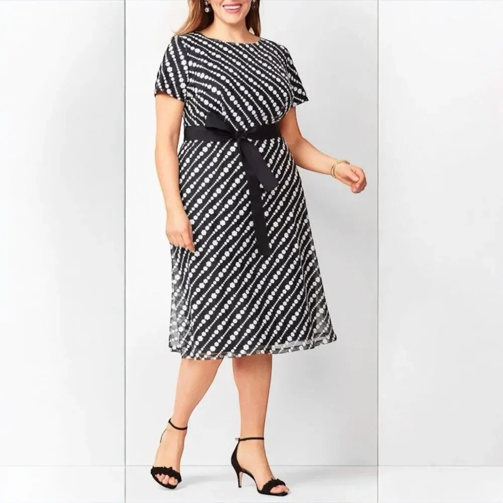 TALBOTS Organza Embroidered Sheath Dress Women’s Plus 24W Black White Belted